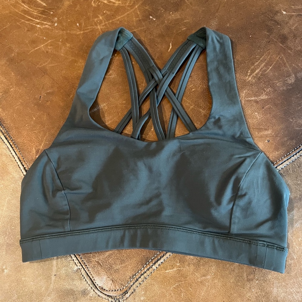 LULULEMON Free To Be Serene Bra